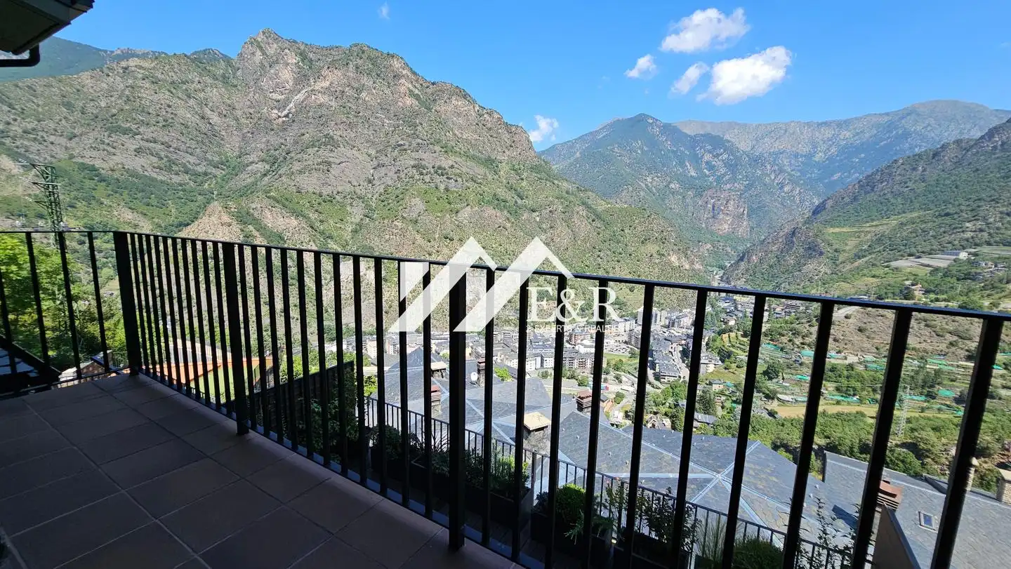 Balcony of Houses for sale in Sant Julià de Lòria  with Private garden and Terrace