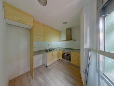 Flat with lift for sale in Creu de Barberà - Sector Sud