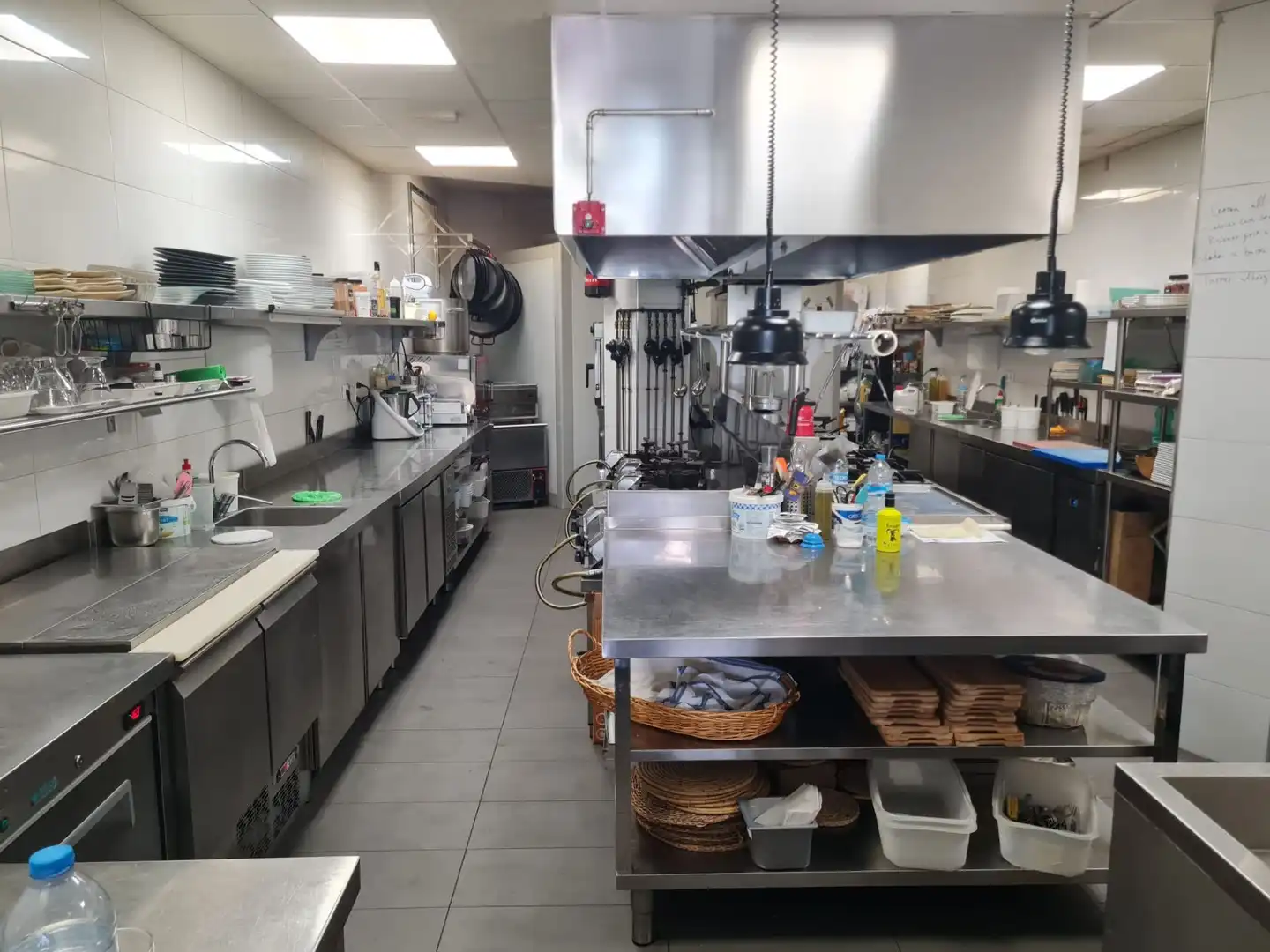 Cocina de Local de alquiler en Jávea / Xàbia con Aire acondicionado