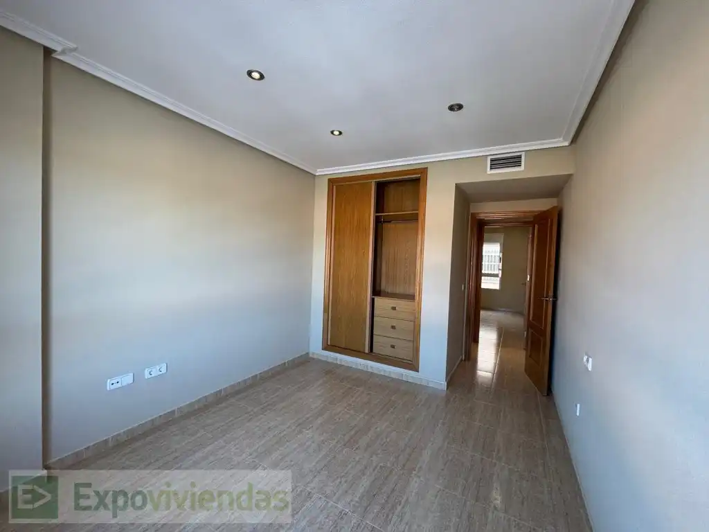 Habitación de Ático en venta en Beniel