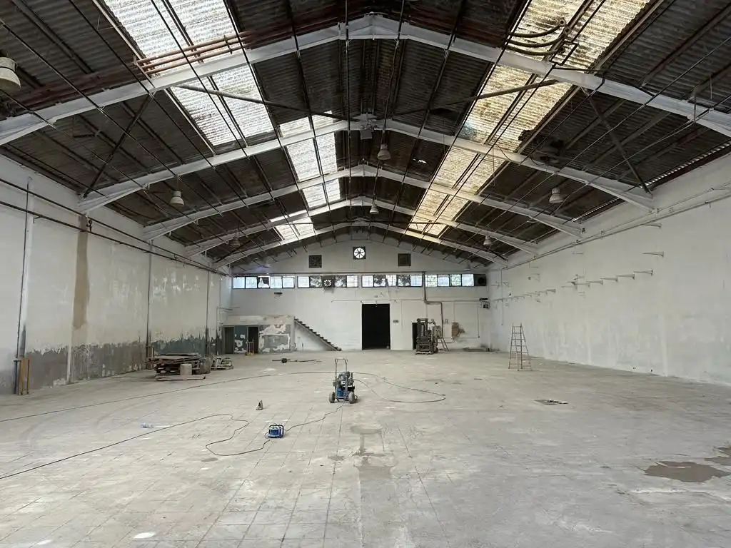 Nau industrial de lloguer a Lliçà de Vall