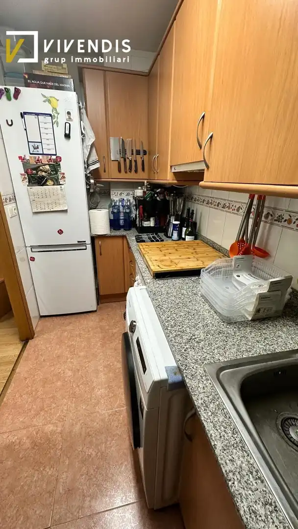 Cuina de Pis en venda en Lleida amb Calefacció, Parquet i Moblat