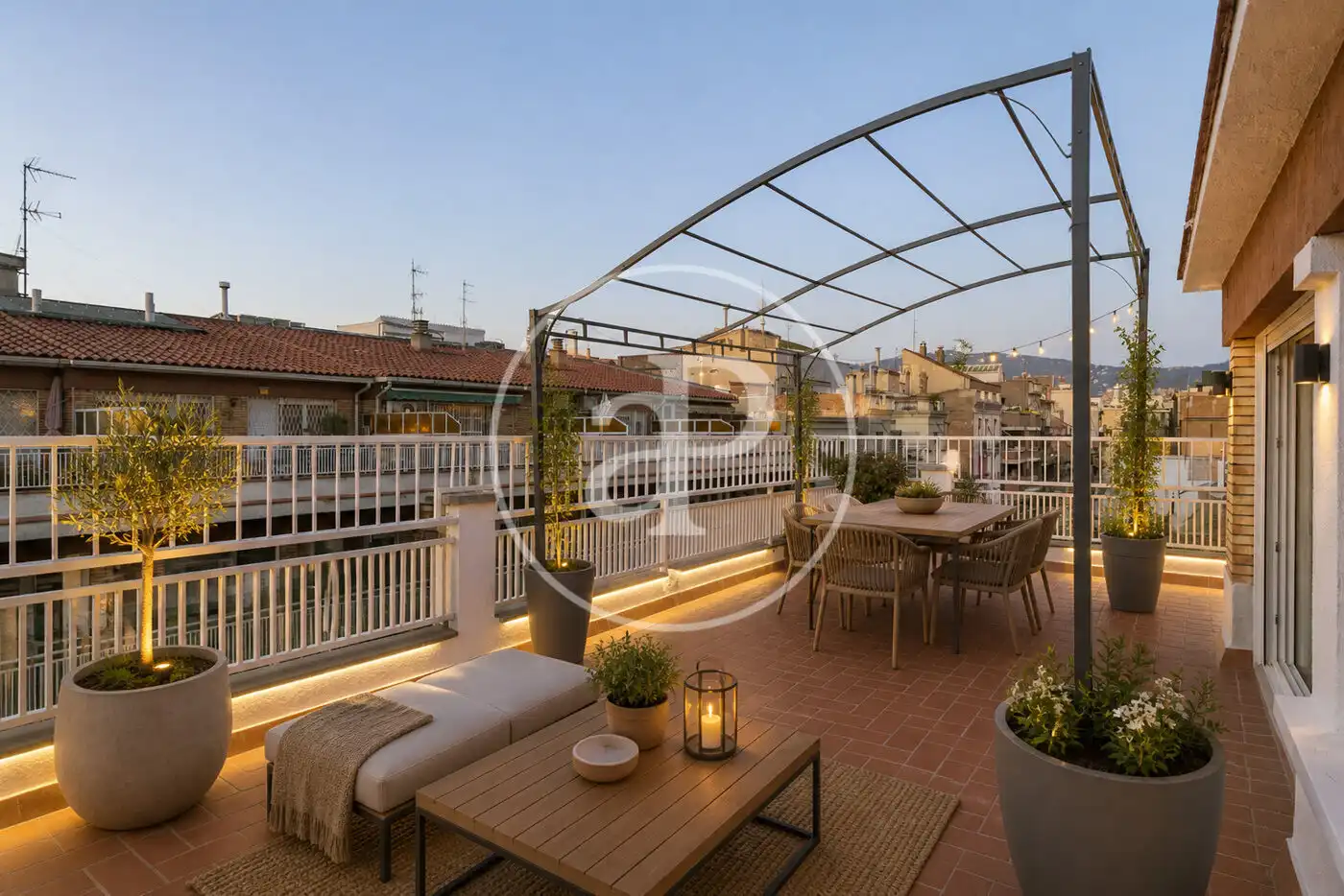 Terrasse von Dachboden zum Verkauf in  Barcelona Capital mit Klimaanlage, Heizung und Terrasse
