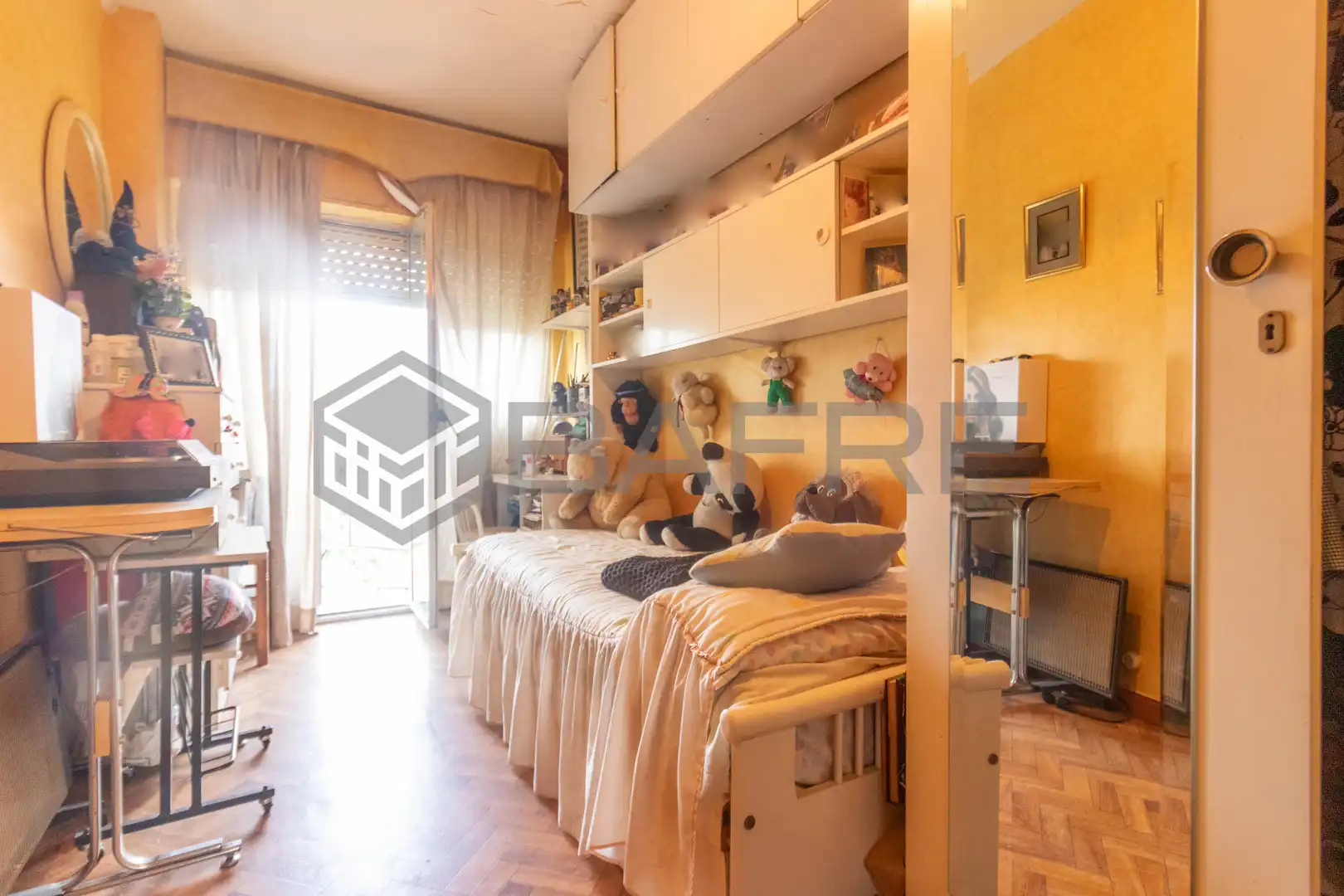 Habitación de Piso en venta en Madrid con Aire acondicionado y Balcón