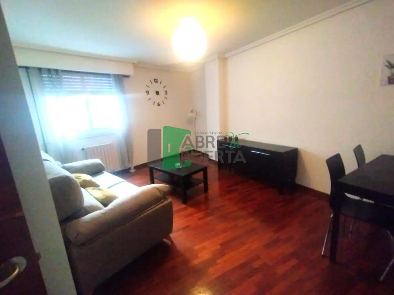 Vista exterior de Apartament de lloguer en Ourense Capital  amb Calefacció, Parquet i Traster