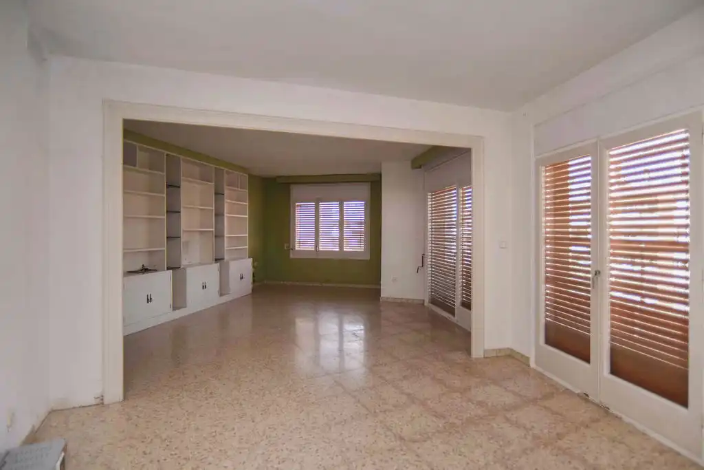 Wohnung zum Verkauf in Av/ Montserrat, imagen 2