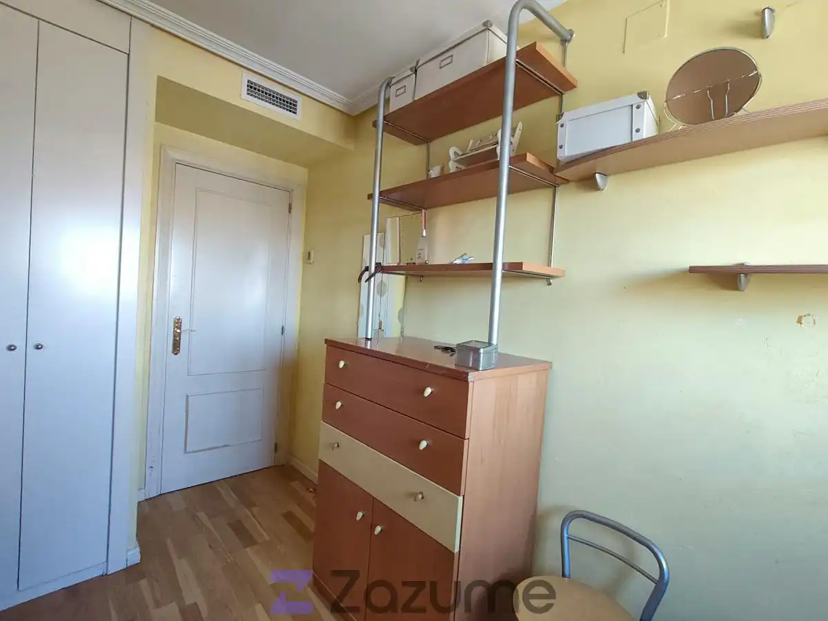 Schlafzimmer von Wohnung zur Miete in Usera