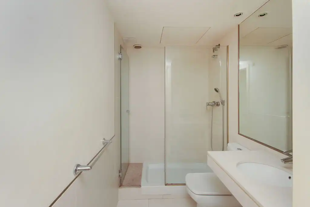 Baño de Piso en venta en Sabadell