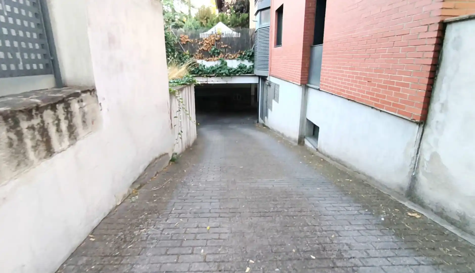 Parkplatz von Garage zur Miete in Pozuelo de Alarcón
