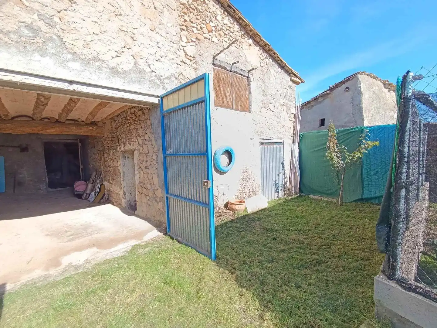 Exterior view of Houses for sale in La Puebla de Castro