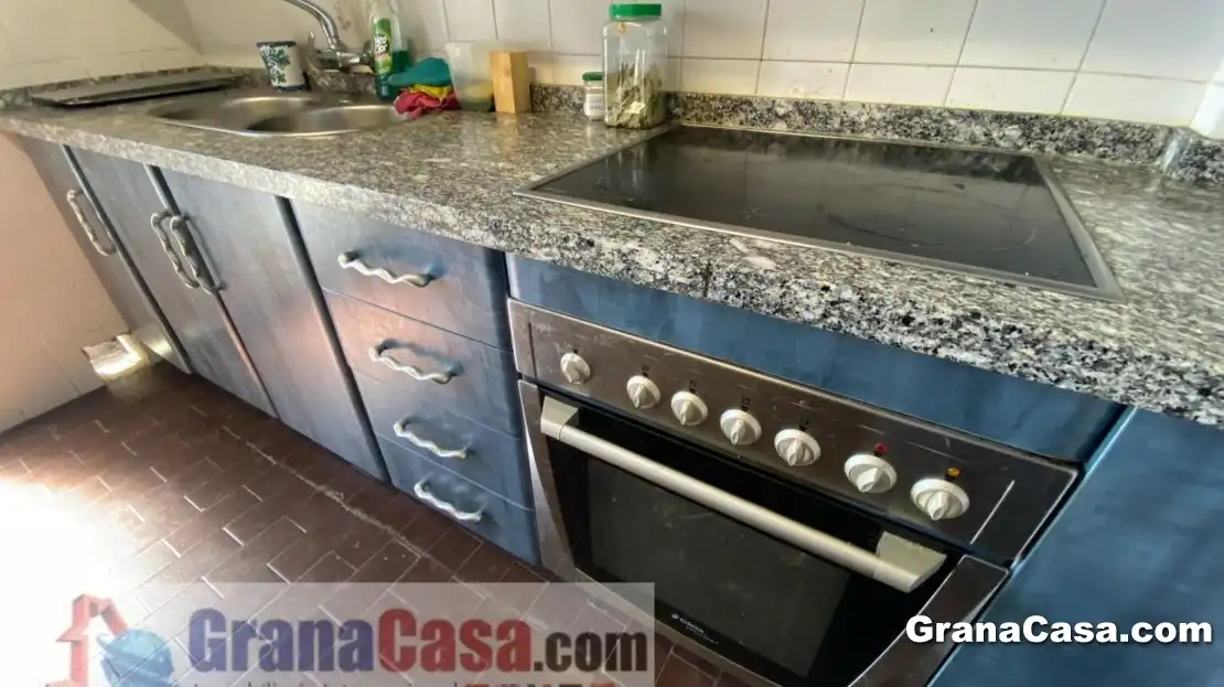 Kitchen of Flat for rent in Granada  with Air Conditioner, Heating and Terrace