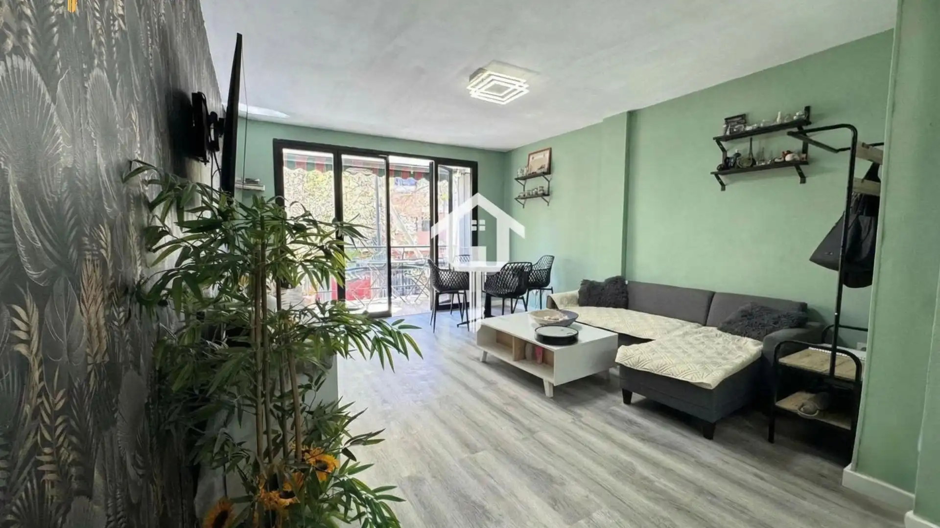 Living room of Flat for sale in Alicante / Alacant  with Furnished and Balcony