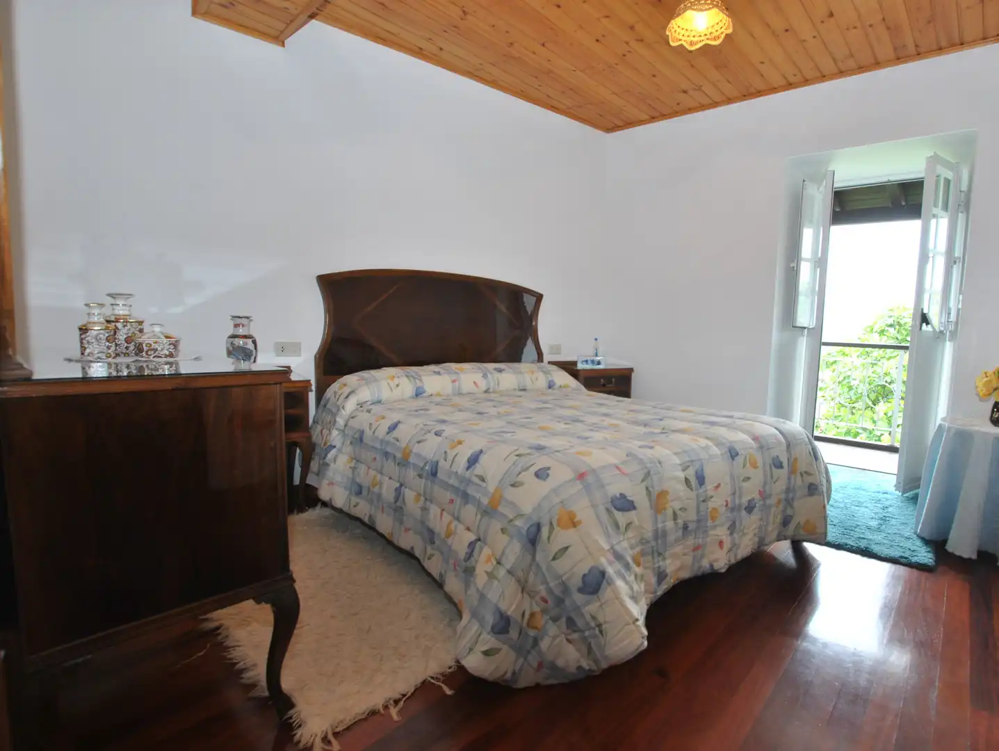 Habitación de Casa adosada en venta en A Arnoia con Terraza, Trastero y Horno