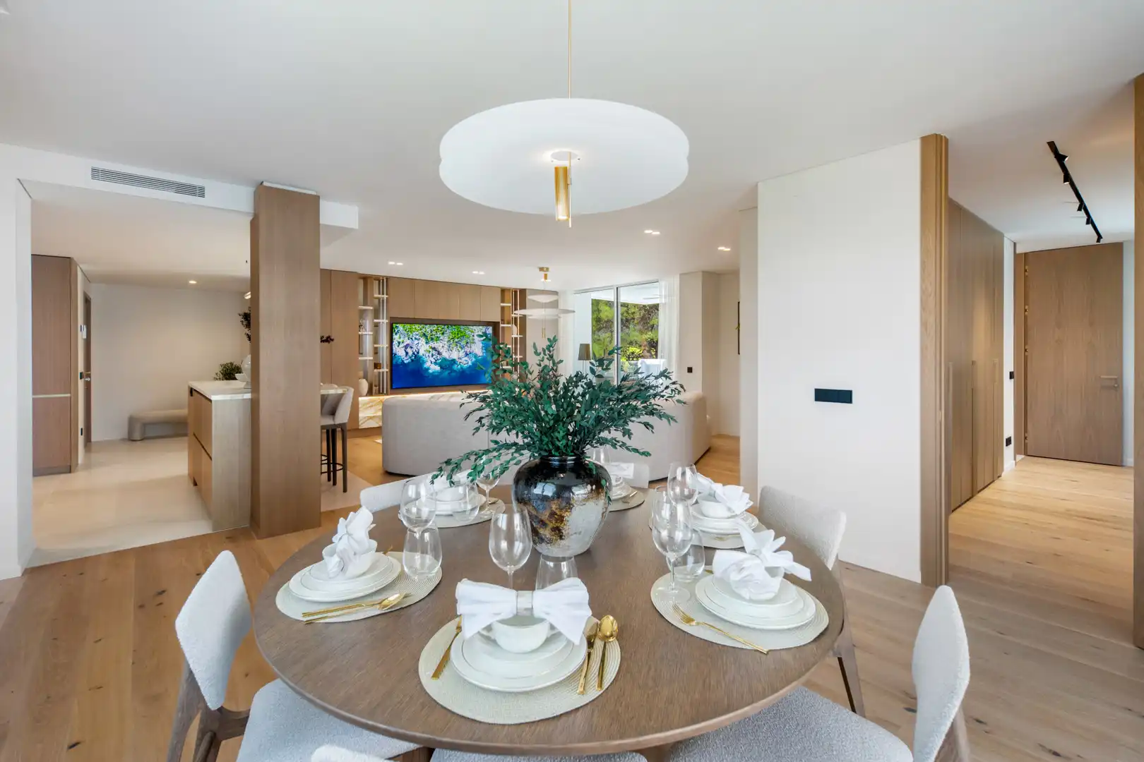 Esszimmer von Dachboden zum Verkauf in Marbella mit Klimaanlage, Terrasse und Schwimmbad