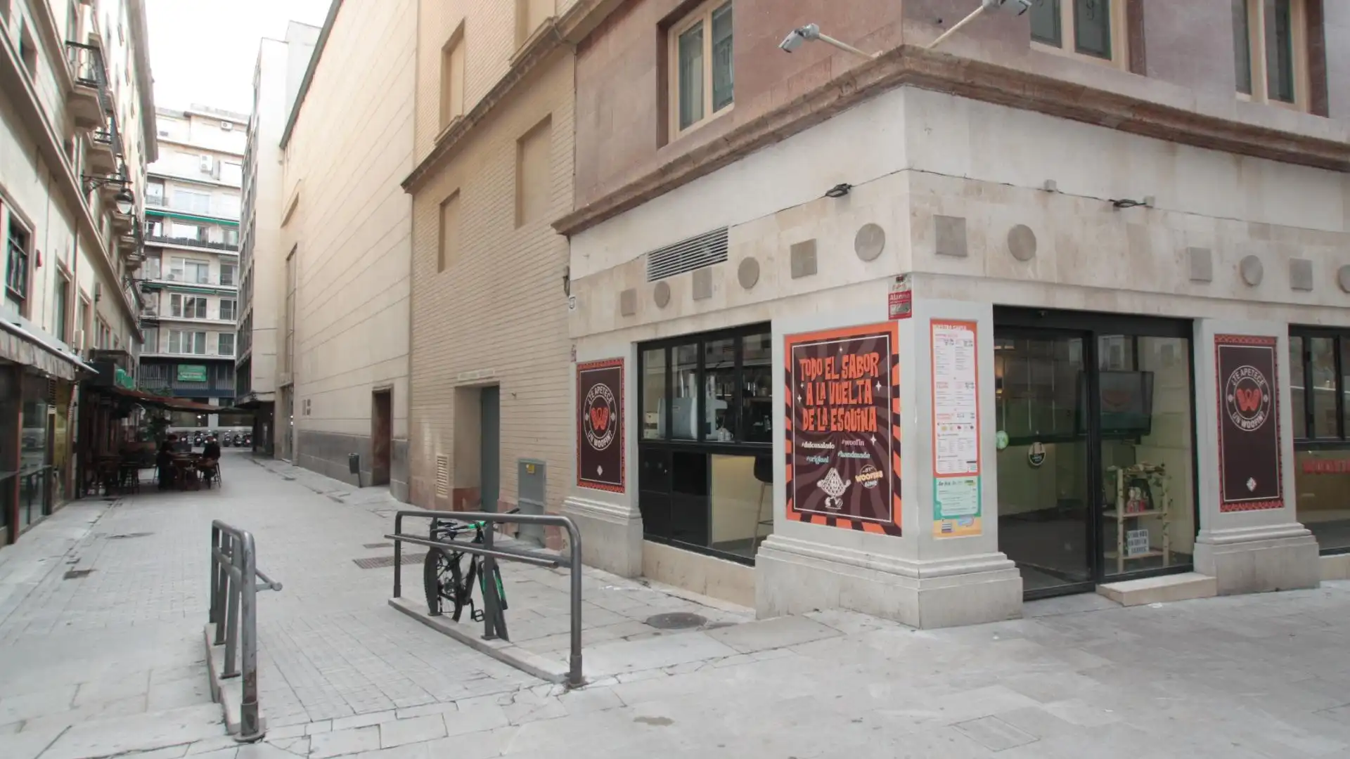 Premises for rent in Calle ALMONA DEL CAMPILLO, San Matías - Realejo, Centro