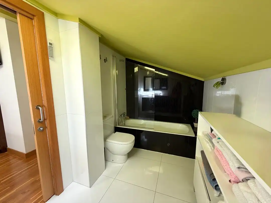 Baño de Dúplex en venta en Astigarraga con Calefacción y Terraza