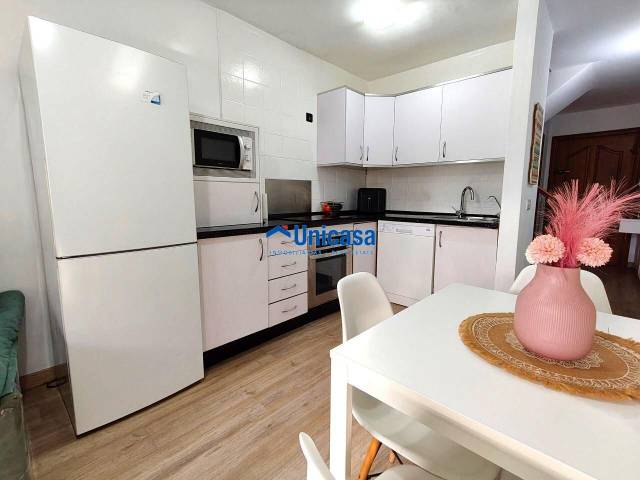 Dúplex en Venta en Calle Calle Domenico Scarlatti, 20 en Fuente Alegre - El Chaparral - Los Morales