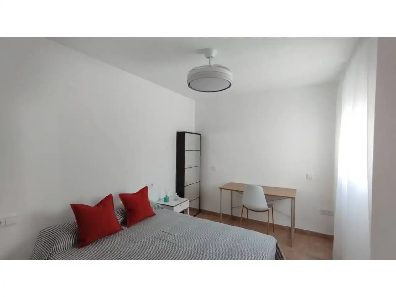 Flat for rent in Calle Pastillo, Isla Chica