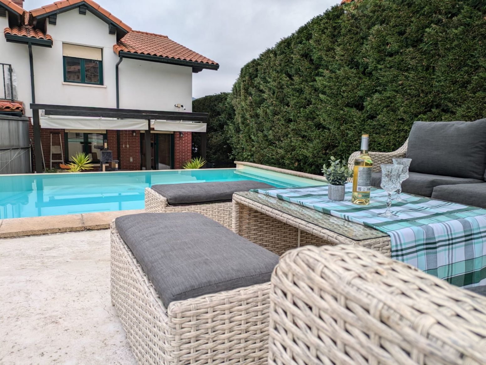Casa adosada en venda a Barros - Barrio La Herran, Los Corrales de Buelna