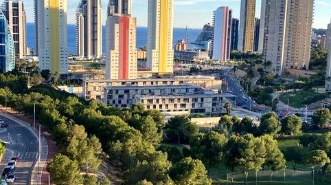 Foto 3 de Apartamento en venta en Calle Presidente Adolfo Suárez, Via Parque, Benidorm