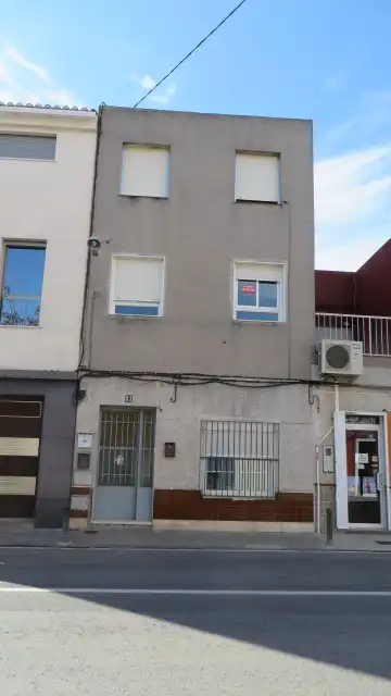 Außenansicht von Wohnung zum Verkauf in Riola