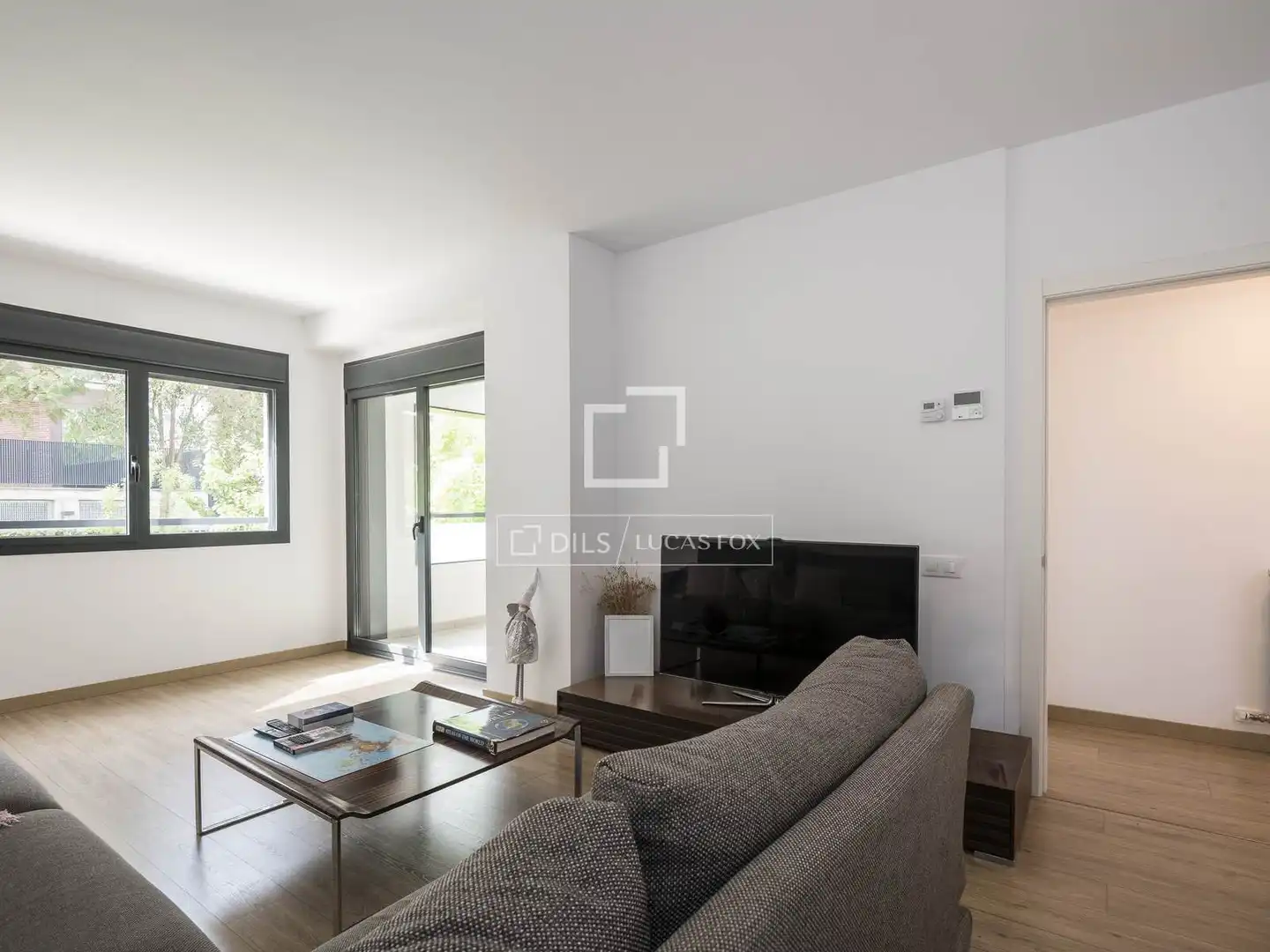 Sala d'estar de Pis en venda en Sant Cugat del Vallès amb Aire condicionat, Terrassa i Piscina