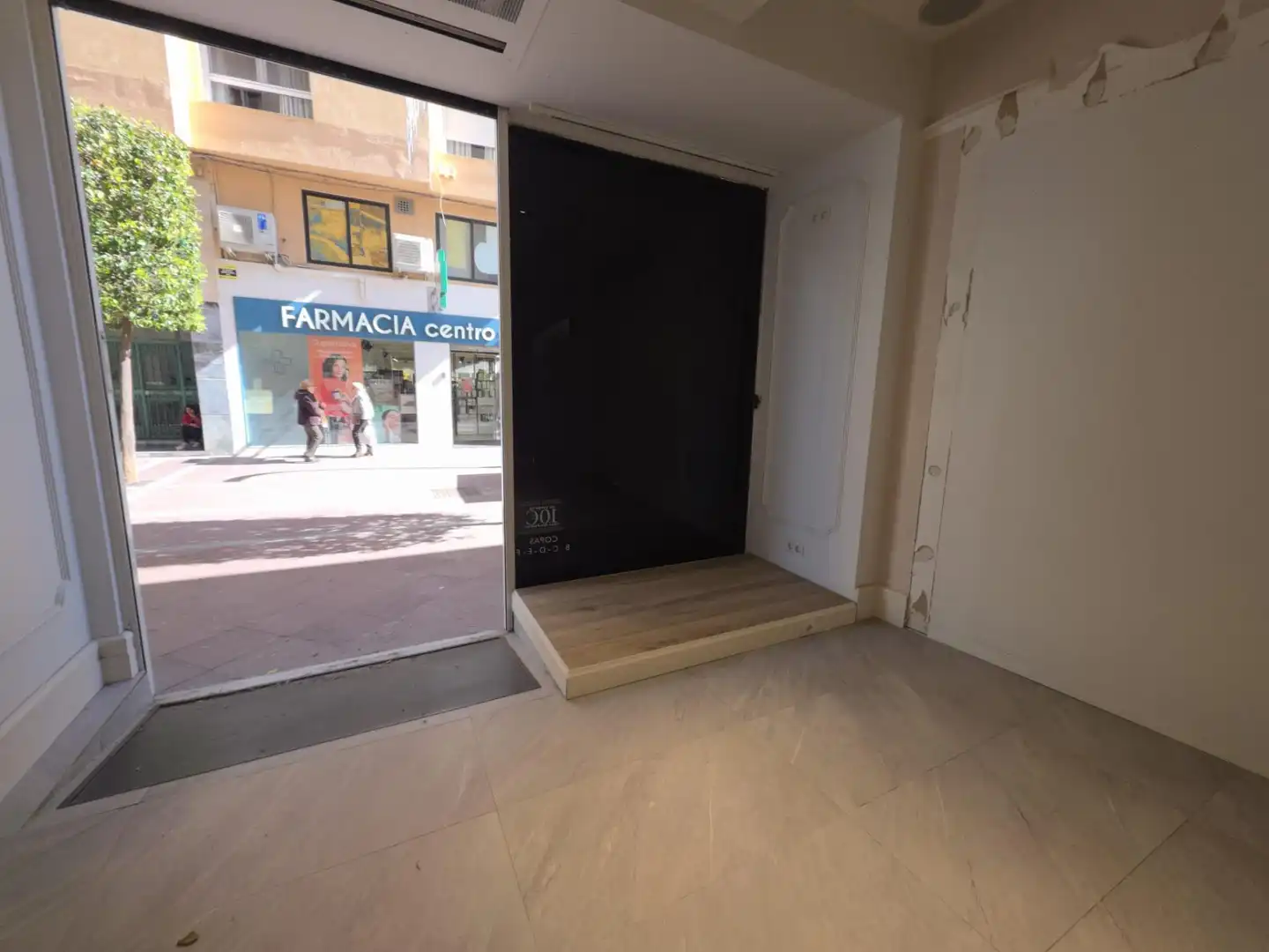 Local comercial en alquiler en Calle Calle Regino Martínez, imagen 3