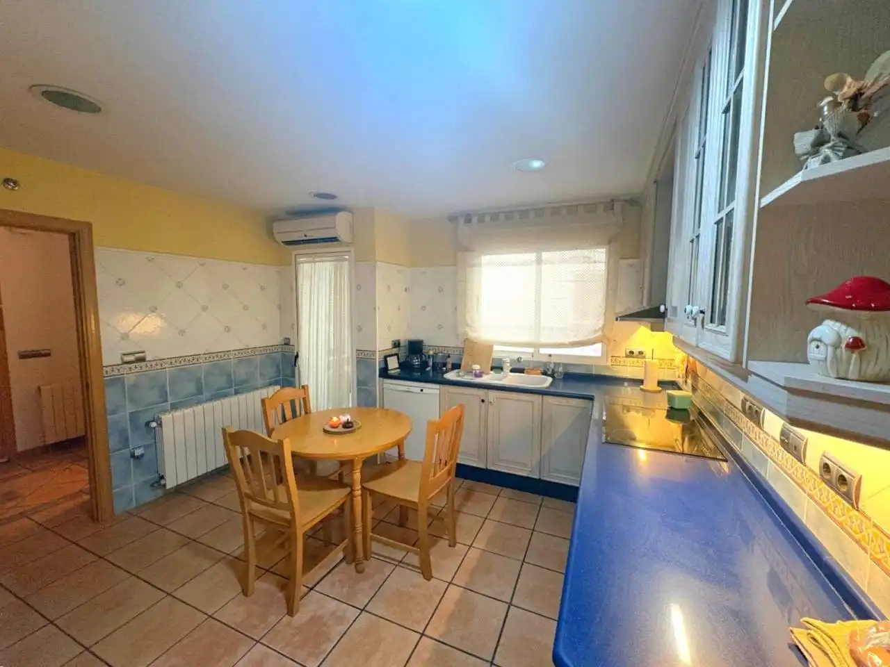 Kitchen of Flat for sale in Castalla  with Air Conditioner, Storage room and Furnished