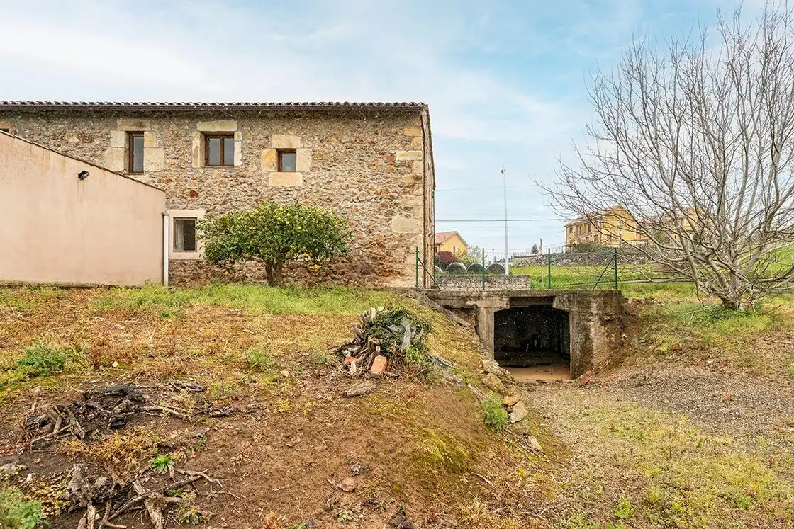 Vista exterior de Finca rústica en venta en Penagos con Calefacción, Jardín privado y Trastero