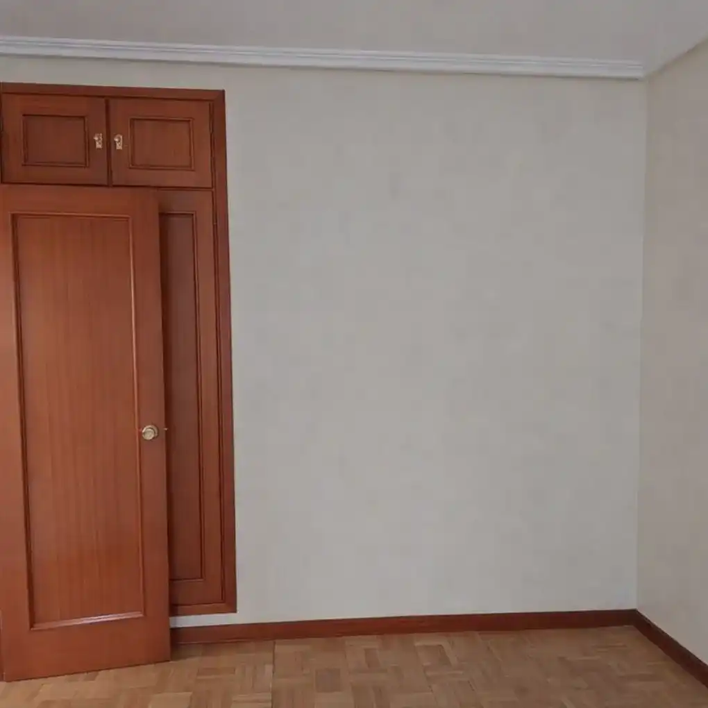 Wohnung zum Verkauf in Vitoria - Gasteiz mit Heizung, Terrasse und Abstellraum