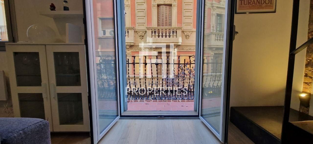 Vista exterior de Dúplex en venda en  Barcelona Capital amb Aire condicionat, Calefacció i Parquet