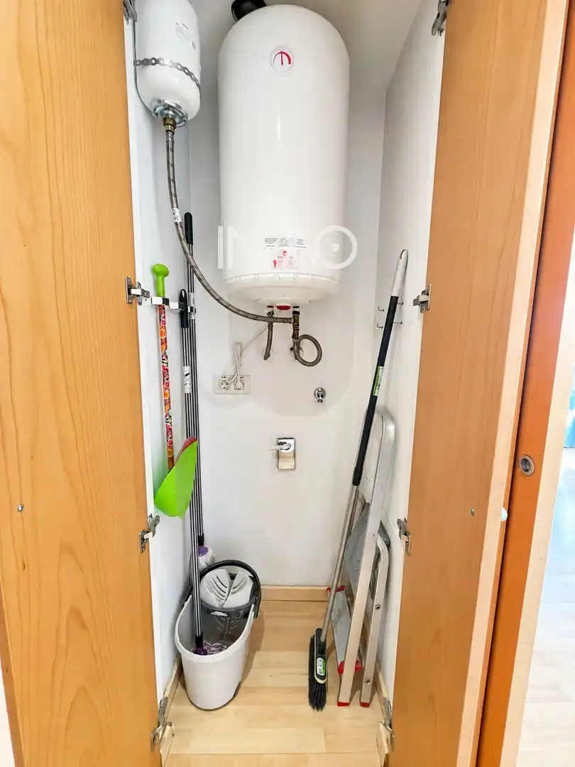 Bathroom of Flat for sale in Centre