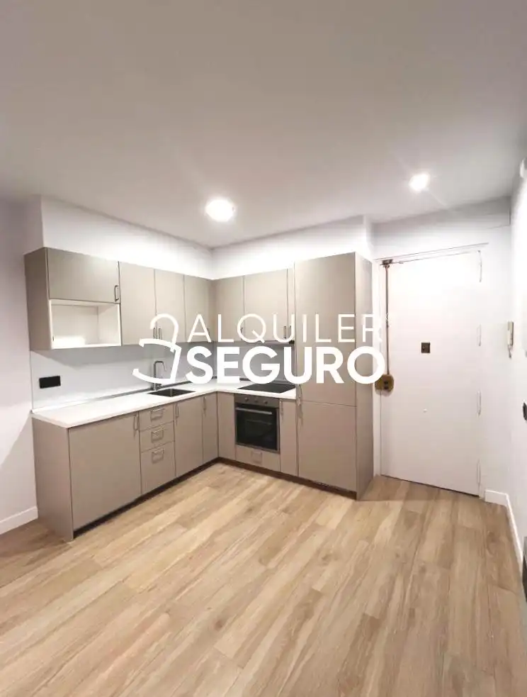 Wohnung zur Miete in Madrid, Madrid