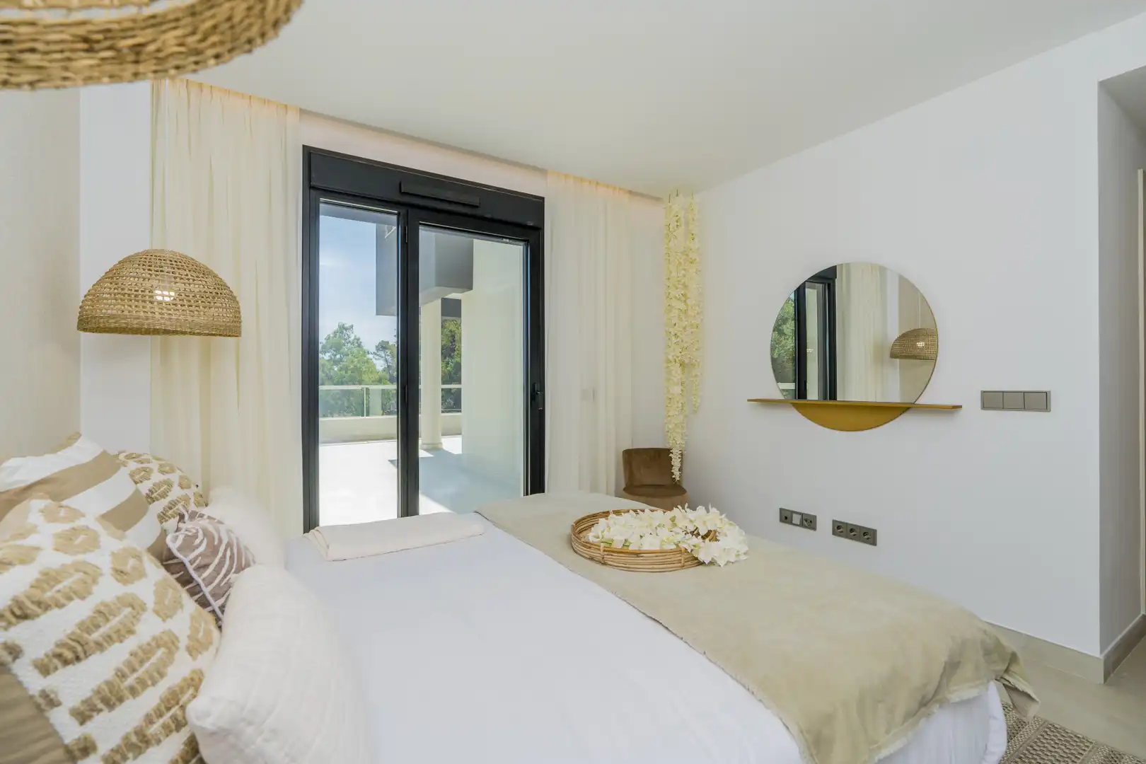 Apartament amb piscina en venda a Benahavís pueblo, imagen 16