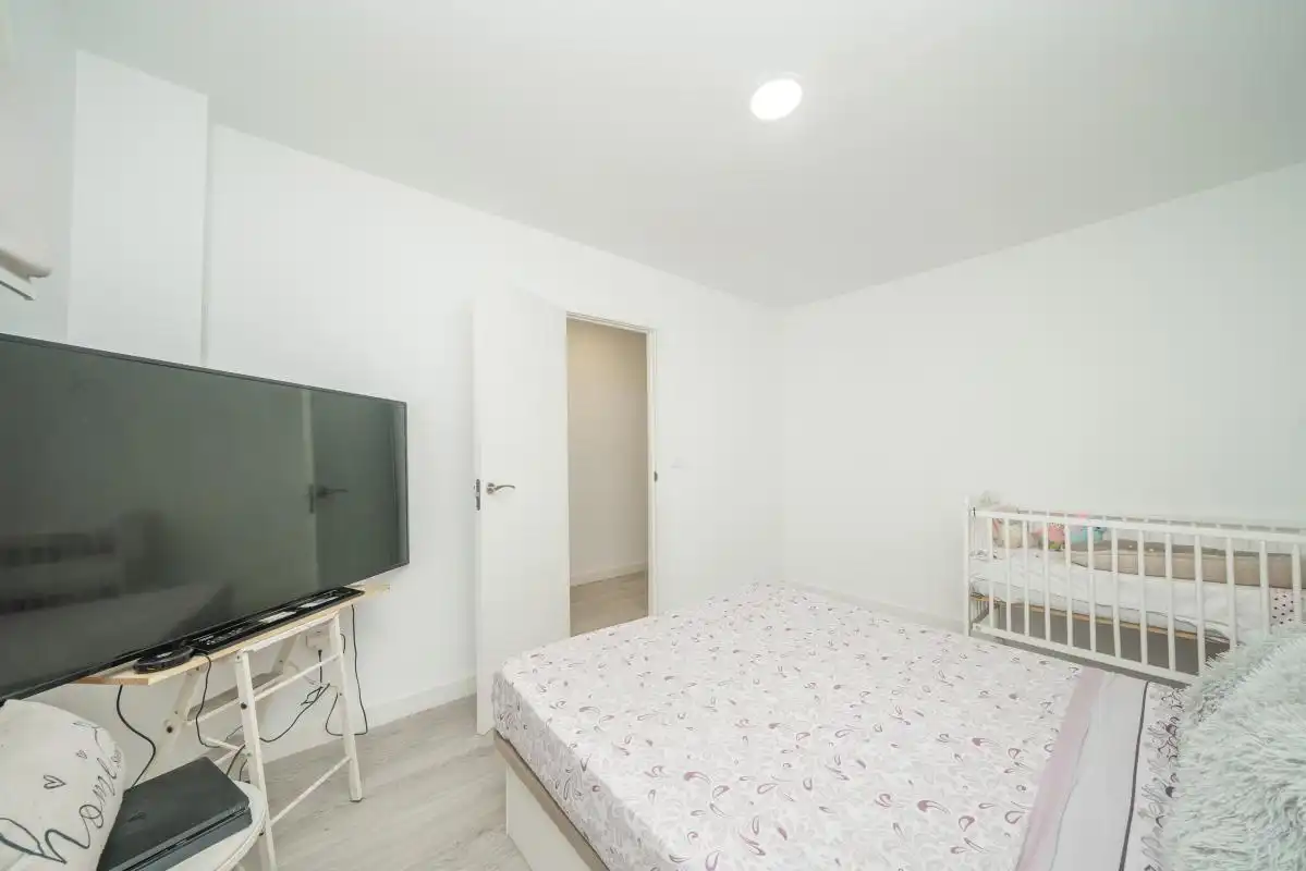 Schlafzimmer von Erdgeschoss zum Verkauf in Elda mit Heizung, Terrasse und Möbliert
