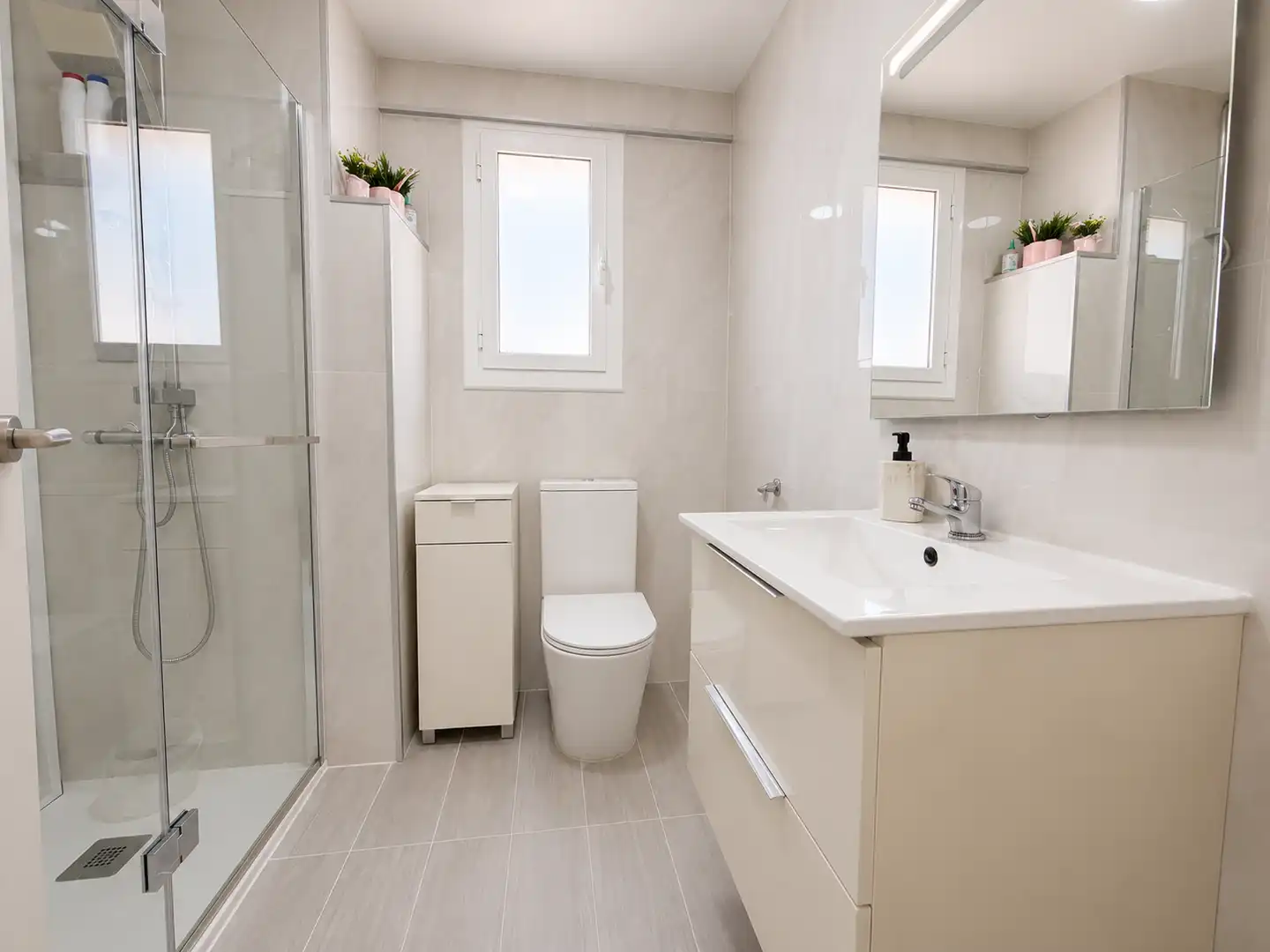 Baño de Piso en venta en Badalona con Aire acondicionado y Calefacción