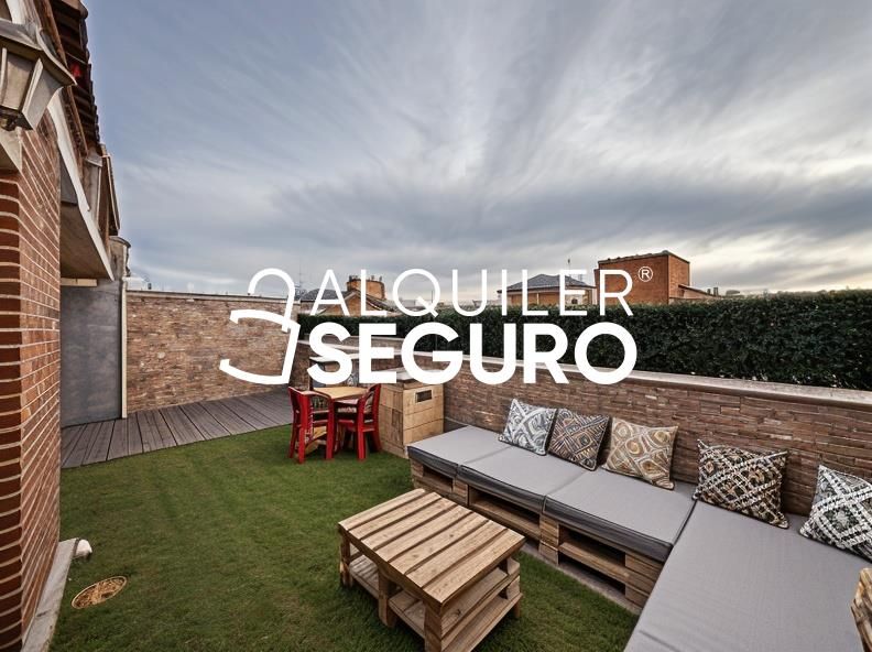 Attic to rent in Mata del Agua, Los Berrocales