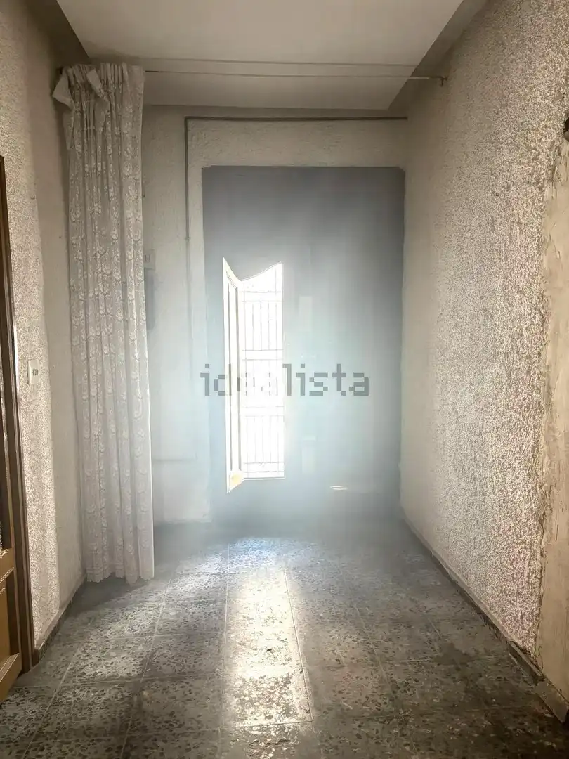 Dormitori de Casa adosada en venda en Moncada amb Terrassa, Traster i Balcó
