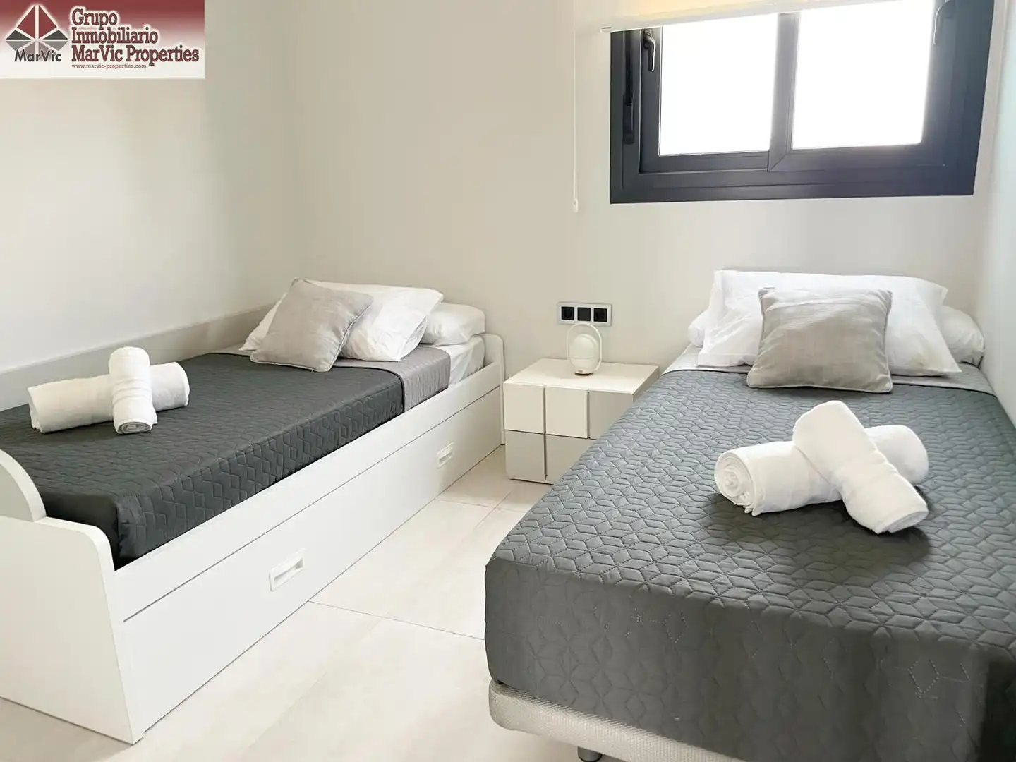 Schlafzimmer von Wohnung zum Verkauf in Benidorm mit Terrasse, Möbliert und Gemeinschaftspool