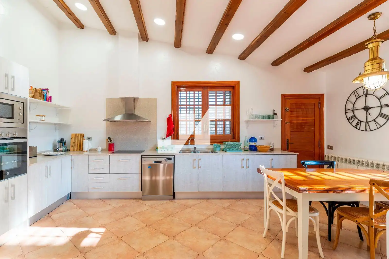 Cuina de Casa o xalet en venda en Benicasim / Benicàssim amb Aire condicionat, Calefacció i Jardí privat