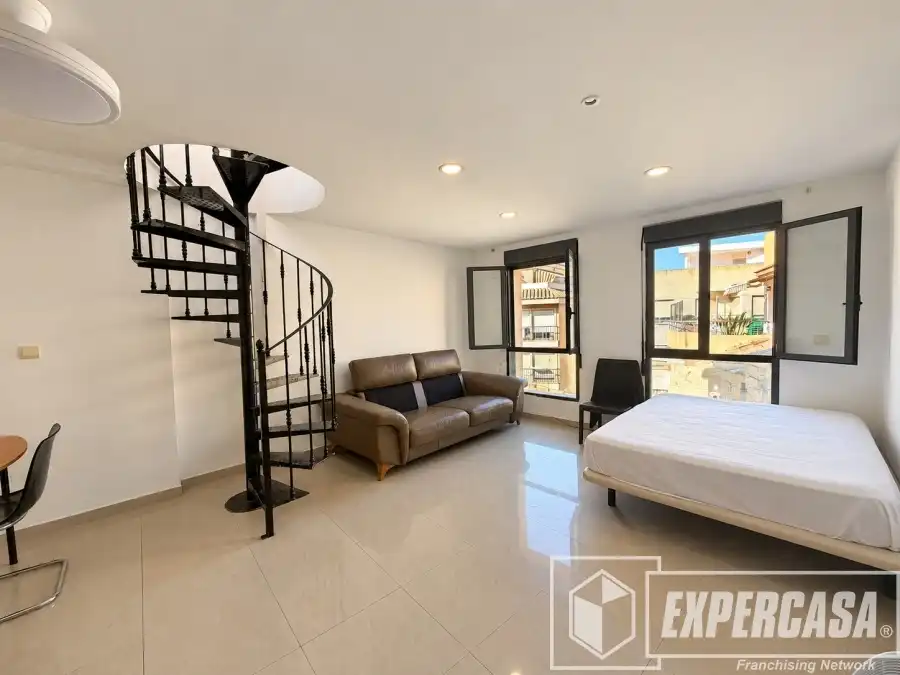 Piso con ascensor en venta en Casco Antiguo, imagen 6
