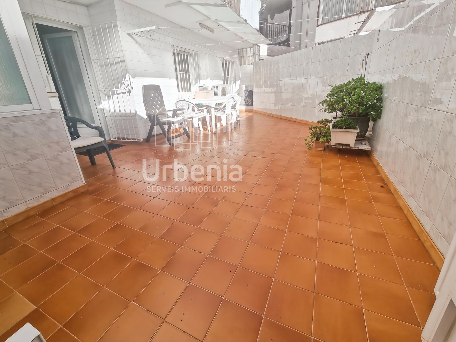 Vista exterior de Pis en venda en Mataró amb Aire condicionat, Calefacció i Terrassa