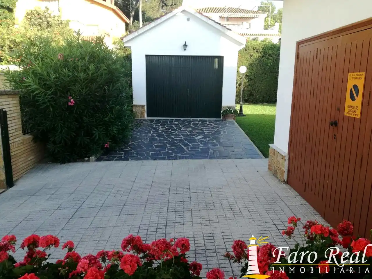 Houses for sale in Bonanza - Avda de Huelva - Barrio Andalucia