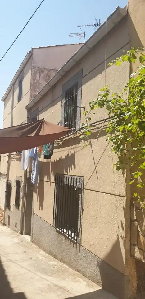 Vista exterior de Casa o xalet en venda en Barajas de Melo