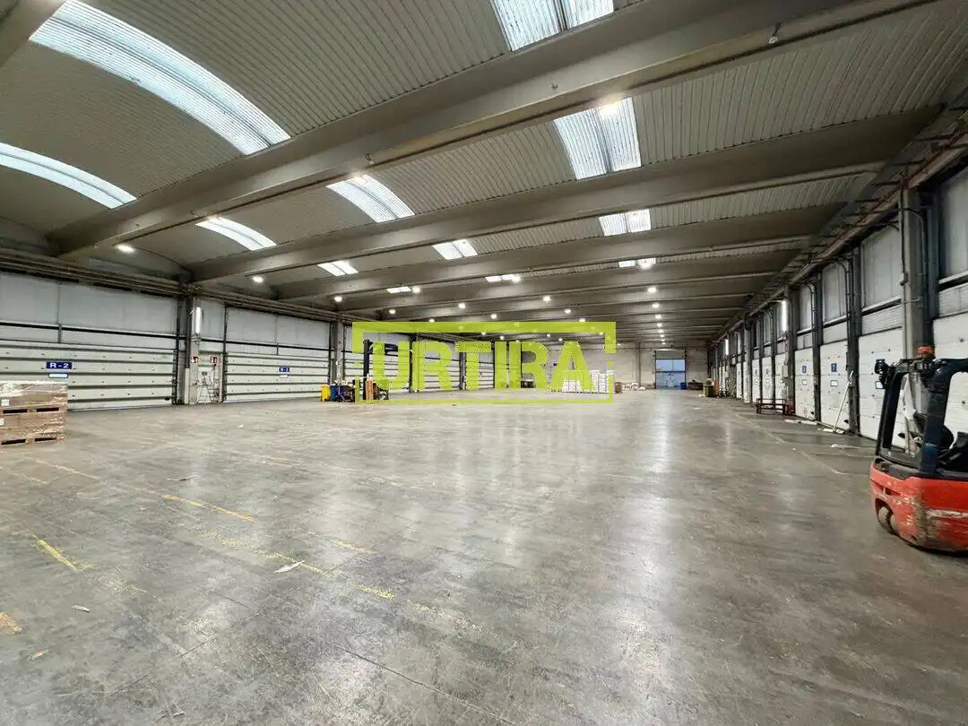 Nave industrial de alquiler en Irun 