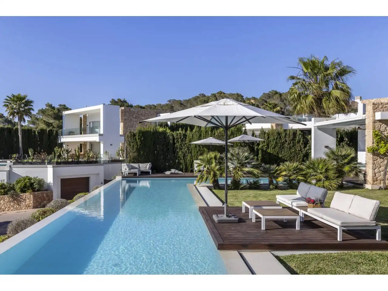 Piscina de Casa o xalet en venda en Sant Josep de sa Talaia amb Aire condicionat, Calefacció i Jardí privat