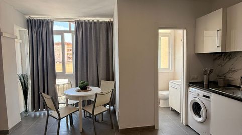 Photo 3 of Flat for rent in Parque Victoria Eugenia, Málaga Capital