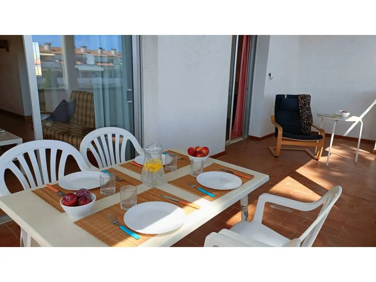 Terraza de Piso en venta en L'Escala con Terraza, Amueblado y Piscina comunitaria