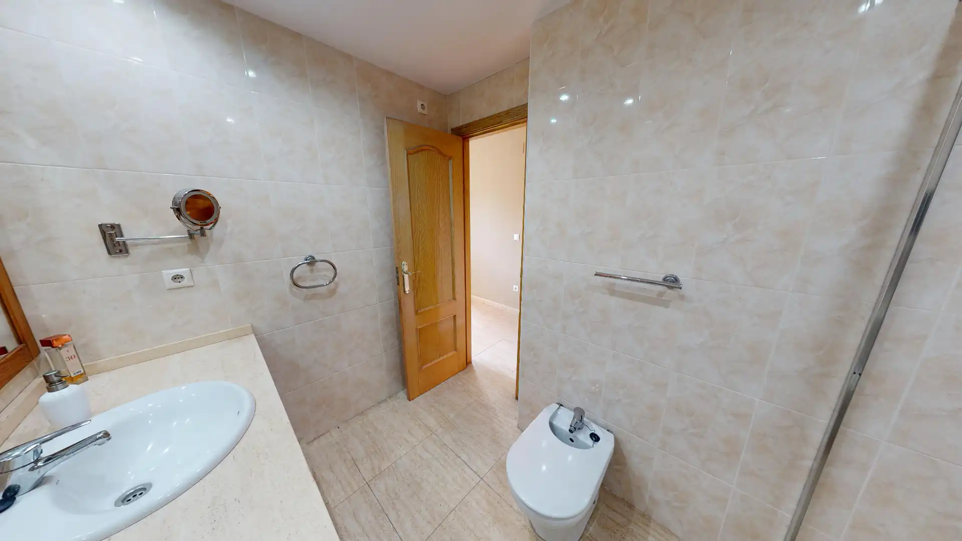Baño de Casa o chalet en venta en Alicante / Alacant con Aire acondicionado, Jardín privado y Terraza
