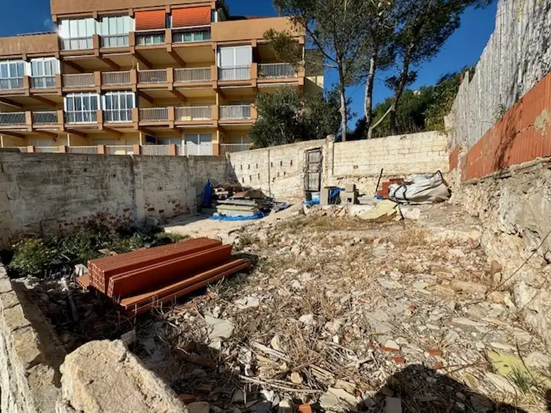 Erdgeschoss zum Verkauf in Cullera mit Klimaanlage, Heizung und Privatgarten